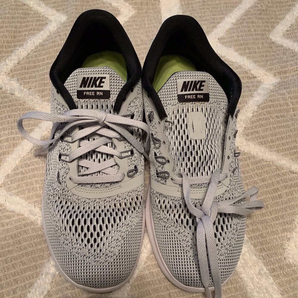 Nike Free Run grey sneakers